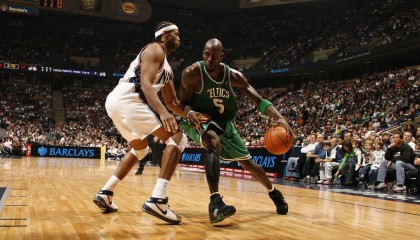 开云体育-西亚卡姆存在感拉满，当NBA的流浪者在东方找到主场