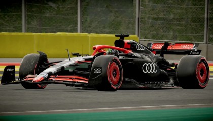 开云下载-威廉姆斯险胜索伯车队，汉密尔顿统治全场