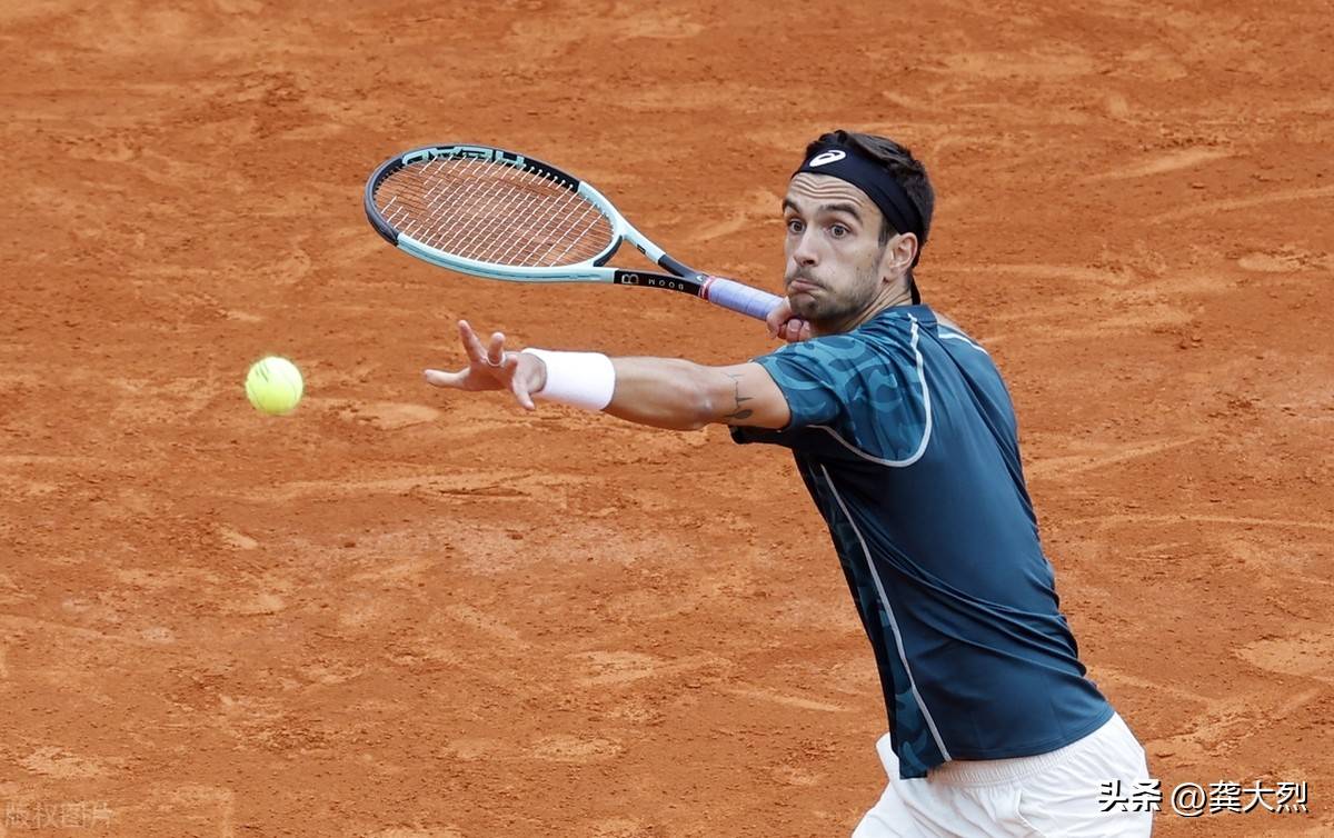 联合杯轻取蒙特卡洛大师赛，西西帕斯惊艳四座