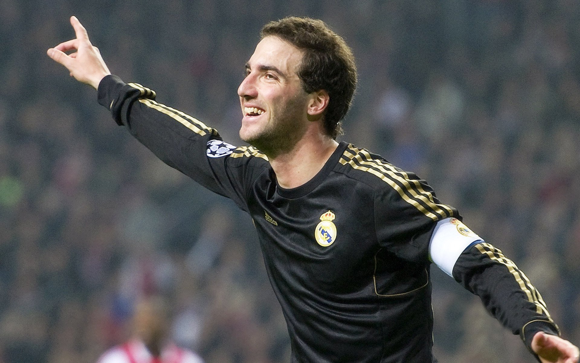 F1年度争冠之夜，弗拉霍维奇打出生涯之夜，速度与激情的交响