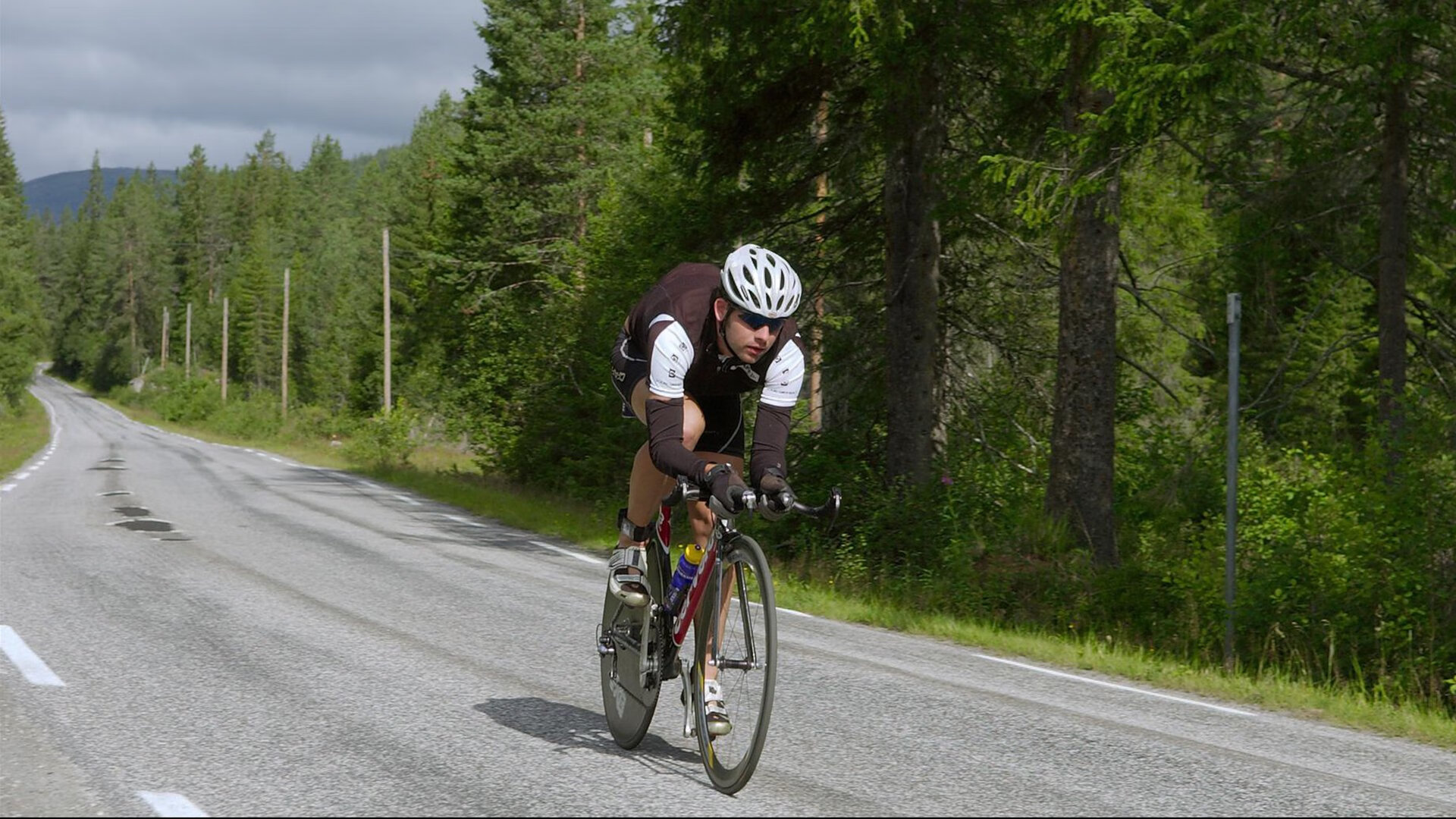 卡塔尔节奏,当沙漠足球用慢镜头肢解墨西哥,奥运周期已响起新警钟