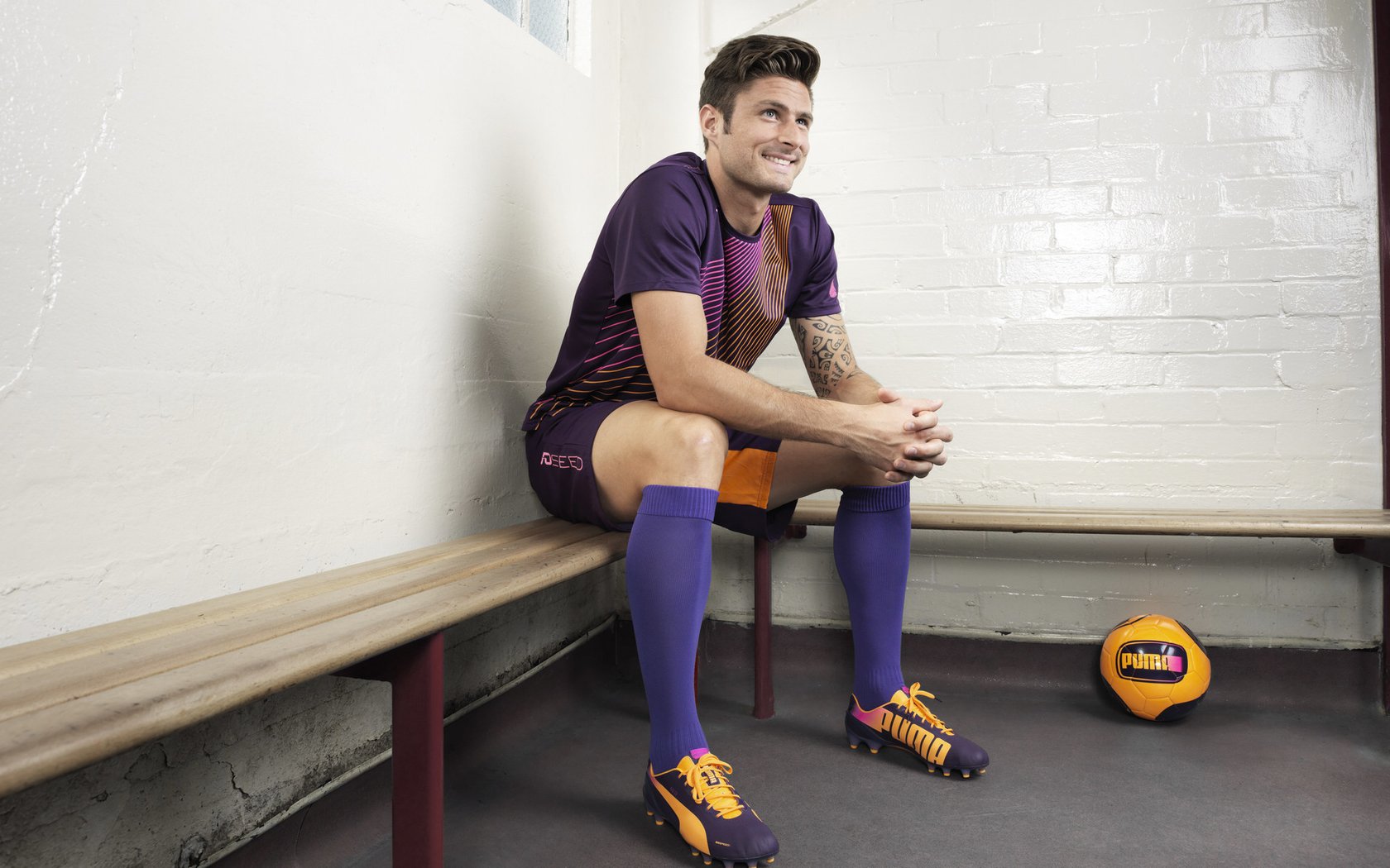 范戴克扛起全队,威尔士掀翻葡萄牙,当巨人倒下,群山崛起